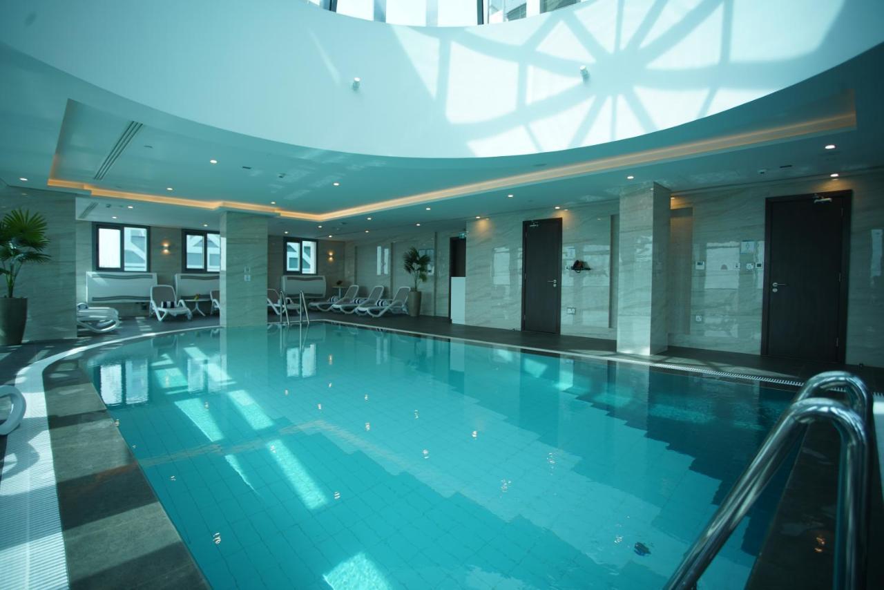C - Hotel And Suites 도하 외부 사진