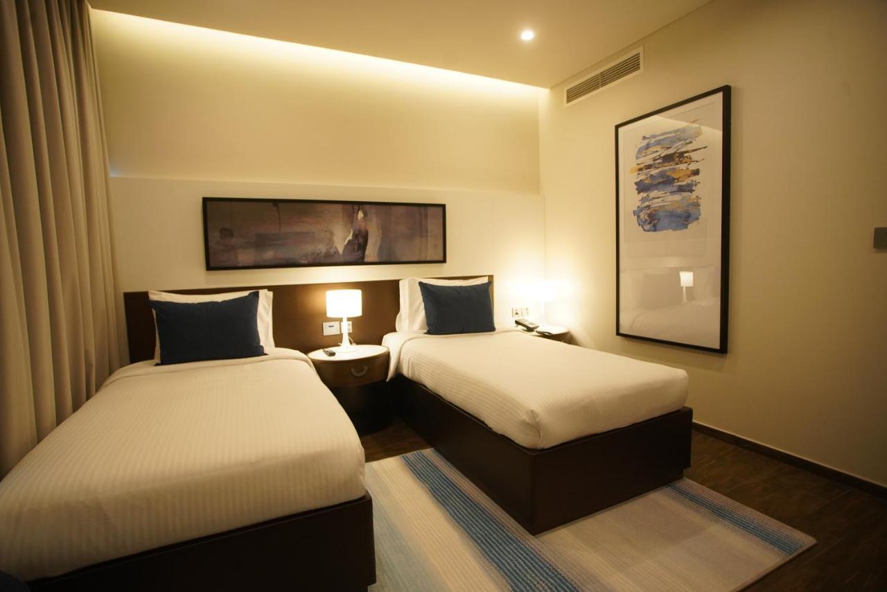 C - Hotel And Suites 도하 외부 사진