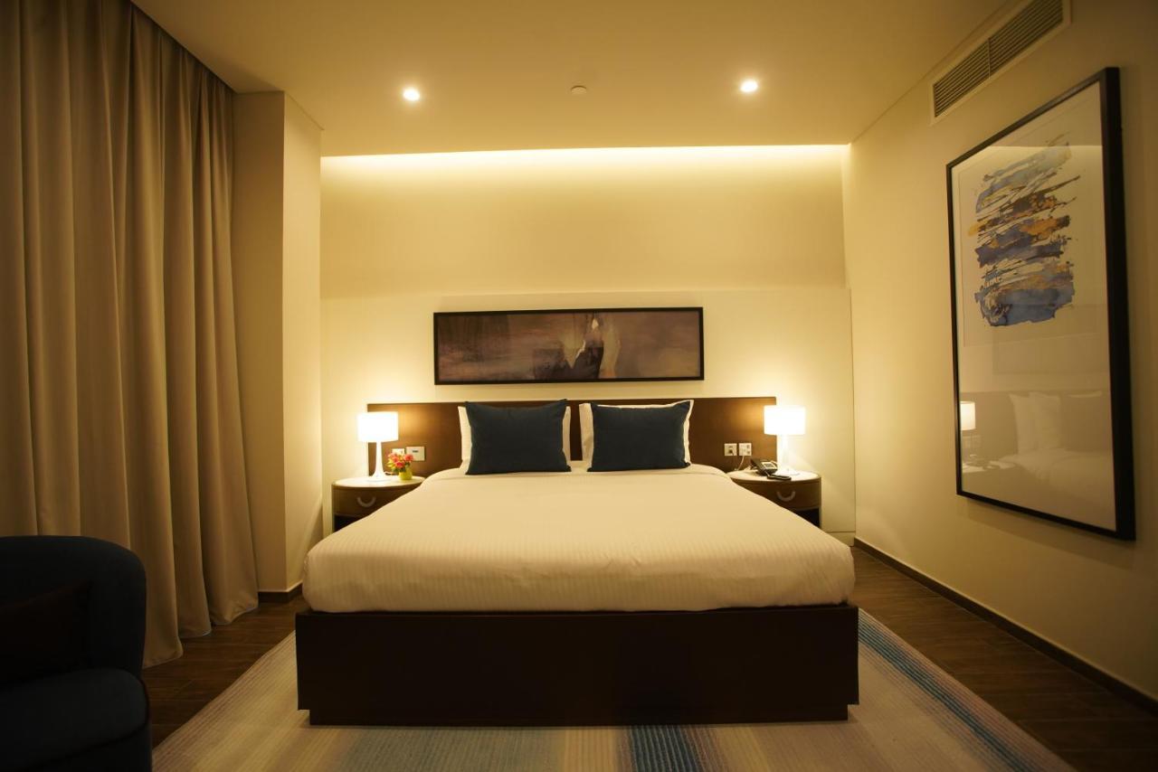 C - Hotel And Suites 도하 외부 사진