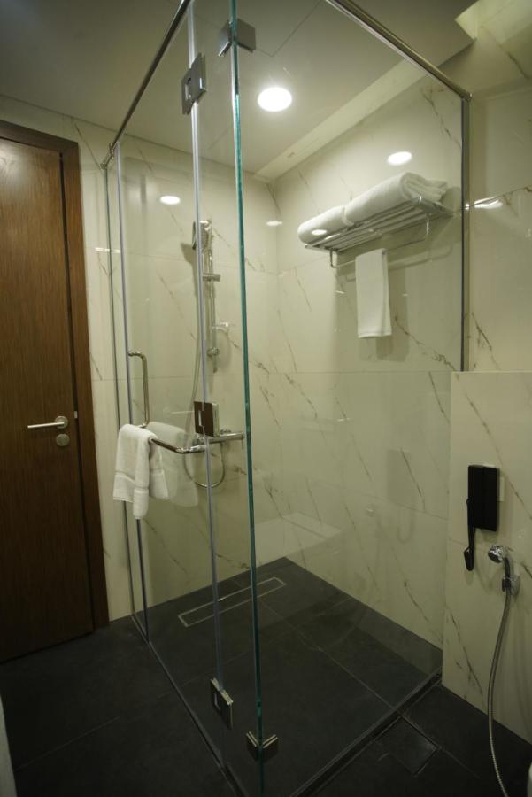 C - Hotel And Suites 도하 외부 사진